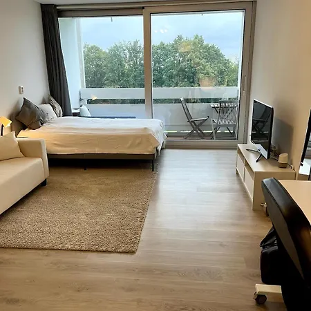 Chic - Rooftop Pool & Alps View شقة