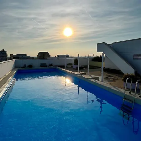 Chic - Rooftop Pool & Alps View *